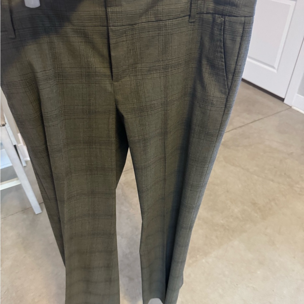 Women’s Gap Plaid Pants